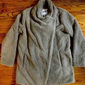 Super soft and cozy Sherpa coat